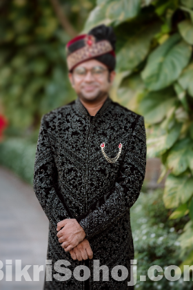 গরজিয়াস কারচুপি কাজের  ভেলভেট  সেরওয়ানি